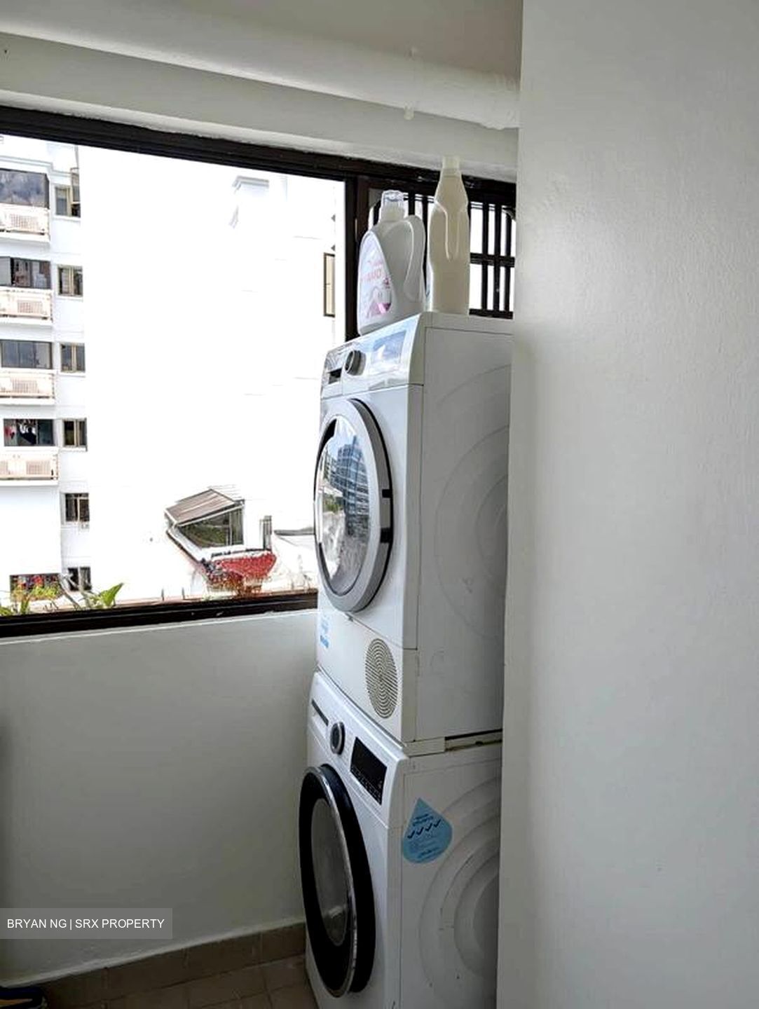 Parkview Apartments (D23), Apartment #498370301